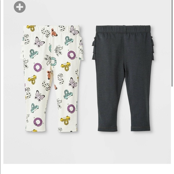 Baby Girls' 2pc Ruffle and Dots Shorts Cat & Jack - Picture 1 of 2
